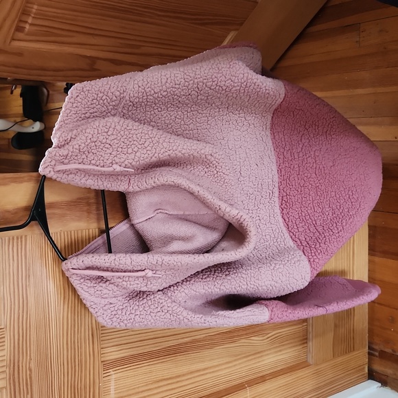 Pink Sherpa Hoodie!! - Picture 2 of 3